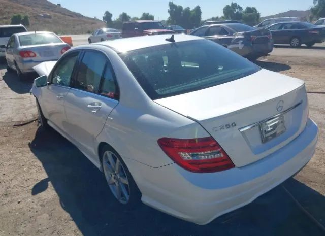 Photo 2 VIN: WDDGF4HB1EA960638 - MERCEDES-BENZ C-CLASS 