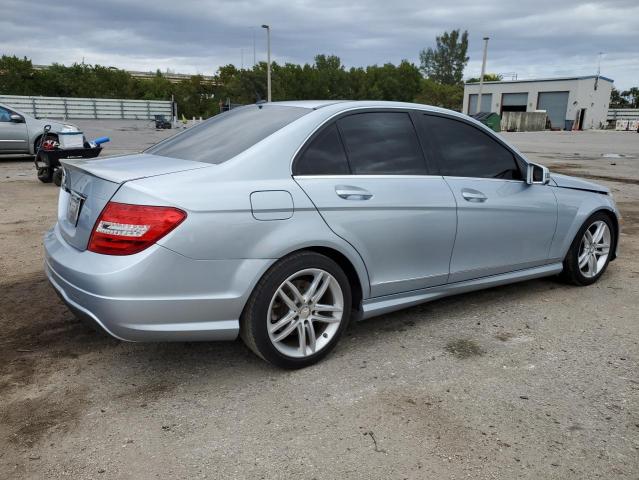 Photo 2 VIN: WDDGF4HB1EG240138 - MERCEDES-BENZ C-CLASS 