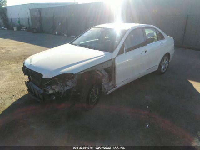 Photo 1 VIN: WDDGF4HB2CA602168 - MERCEDES-BENZ C-CLASS 