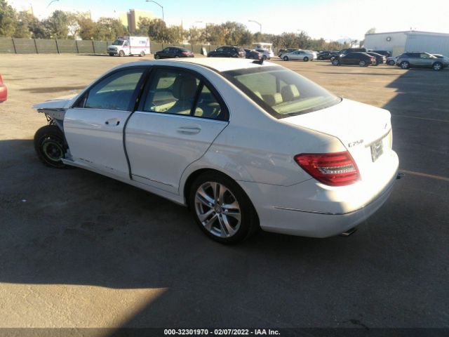 Photo 2 VIN: WDDGF4HB2CA602168 - MERCEDES-BENZ C-CLASS 