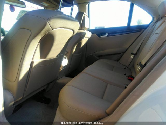 Photo 7 VIN: WDDGF4HB2CA602168 - MERCEDES-BENZ C-CLASS 