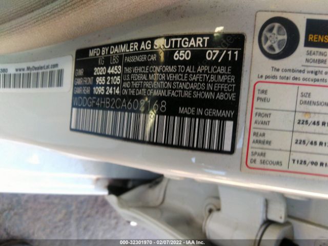 Photo 8 VIN: WDDGF4HB2CA602168 - MERCEDES-BENZ C-CLASS 