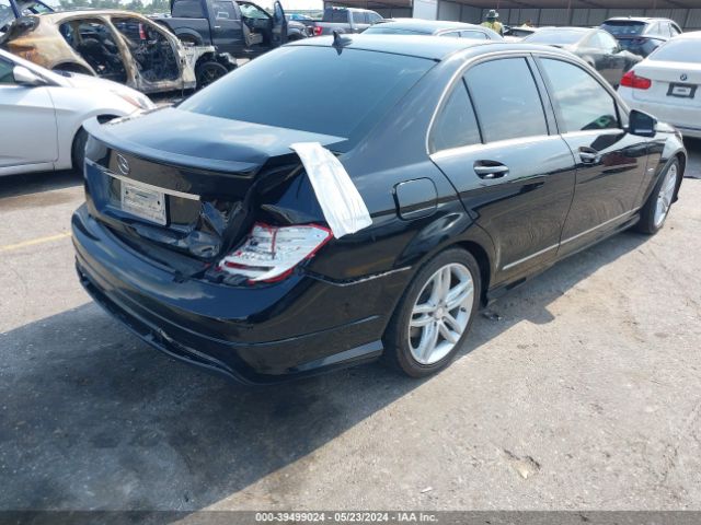 Photo 3 VIN: WDDGF4HB2CA611405 - MERCEDES-BENZ C 250 