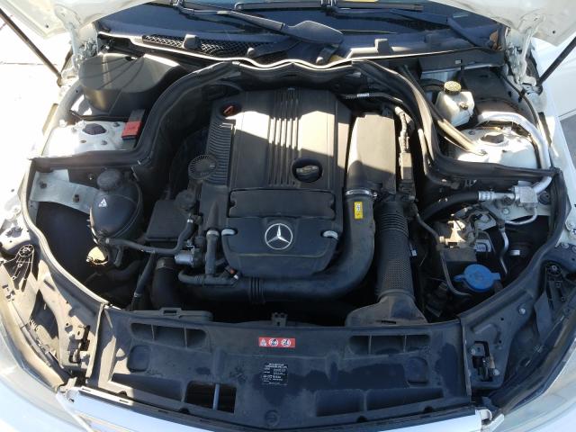 Photo 6 VIN: WDDGF4HB2CA641097 - MERCEDES-BENZ C 250 