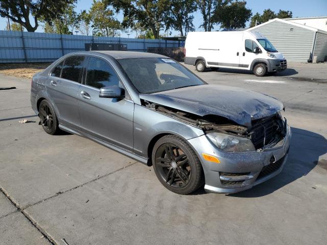 Photo 3 VIN: WDDGF4HB2CA713576 - MERCEDES-BENZ C 250 