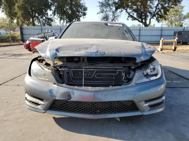 Photo 4 VIN: WDDGF4HB2CA713576 - MERCEDES-BENZ C 250 