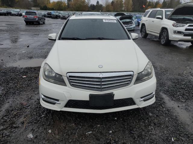 Photo 4 VIN: WDDGF4HB2CR207716 - MERCEDES-BENZ C 250 