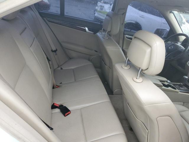 Photo 9 VIN: WDDGF4HB2CR207716 - MERCEDES-BENZ C 250 