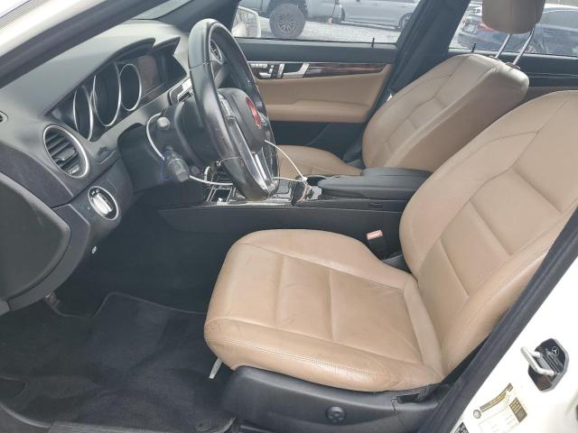 Photo 6 VIN: WDDGF4HB2CR212088 - MERCEDES-BENZ C 250 