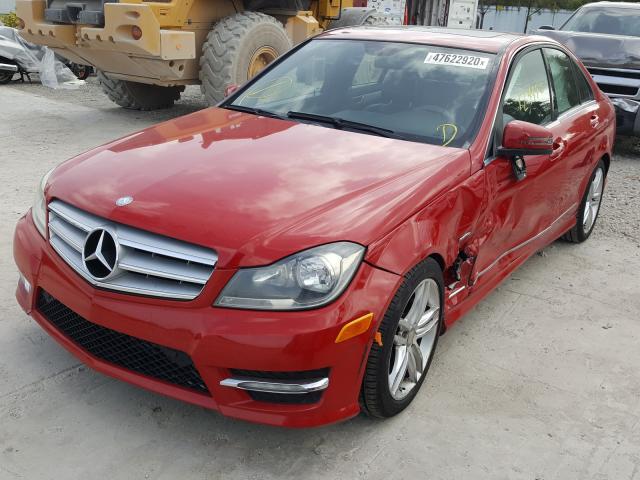 Photo 1 VIN: WDDGF4HB2CR234138 - MERCEDES-BENZ C 250 