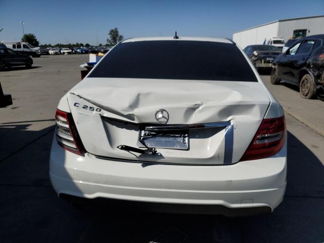 Photo 5 VIN: WDDGF4HB2CR235015 - MERCEDES-BENZ C-CLASS 