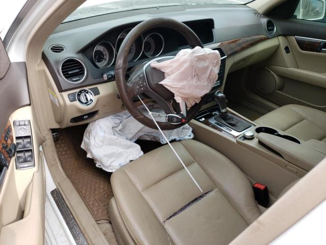 Photo 7 VIN: WDDGF4HB2DA782463 - MERCEDES-BENZ C-CLASS 