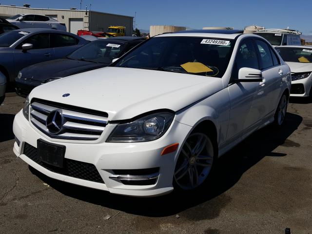 Photo 1 VIN: WDDGF4HB2DA784116 - MERCEDES-BENZ C 250 