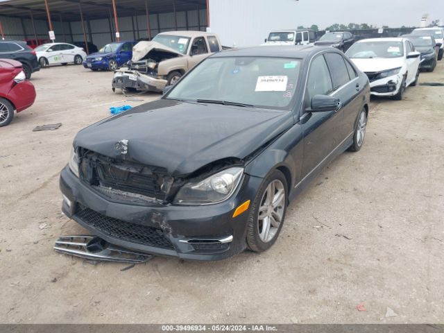 Photo 1 VIN: WDDGF4HB2DA790899 - MERCEDES-BENZ C 250 