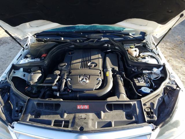 Photo 6 VIN: WDDGF4HB2DA829040 - MERCEDES-BENZ C 250 