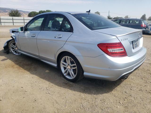 Photo 2 VIN: WDDGF4HB2DA834982 - MERCEDES-BENZ C 250 