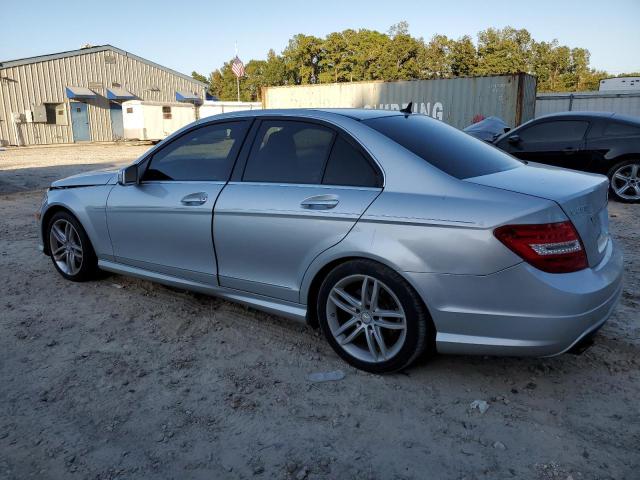 Photo 1 VIN: WDDGF4HB2DA855864 - MERCEDES-BENZ C 250 