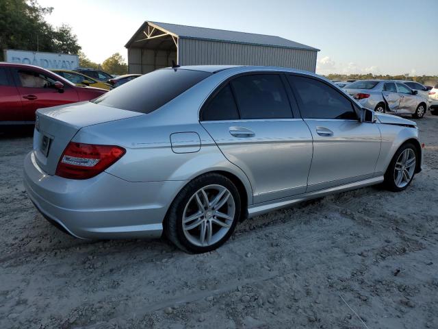 Photo 2 VIN: WDDGF4HB2DA855864 - MERCEDES-BENZ C 250 