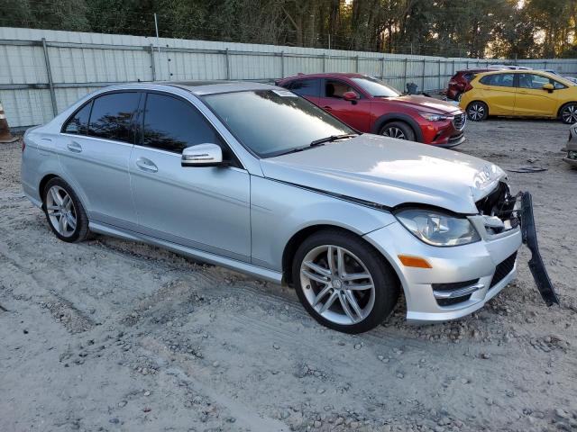 Photo 3 VIN: WDDGF4HB2DA855864 - MERCEDES-BENZ C 250 