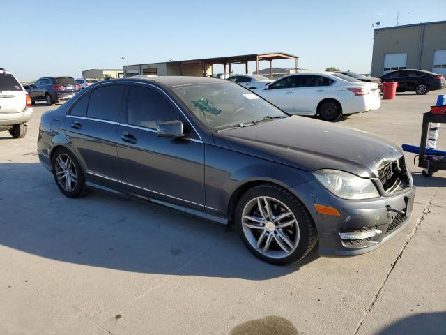 Photo 3 VIN: WDDGF4HB2DA872809 - MERCEDES-BENZ C 250 