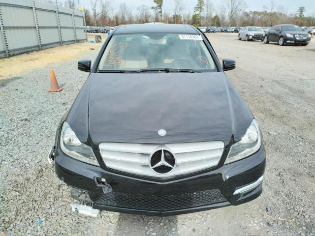 Photo 4 VIN: WDDGF4HB2DR242564 - MERCEDES-BENZ C 250 