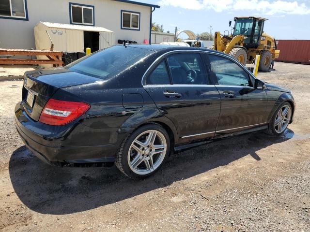 Photo 2 VIN: WDDGF4HB2DR253323 - MERCEDES-BENZ C-CLASS 