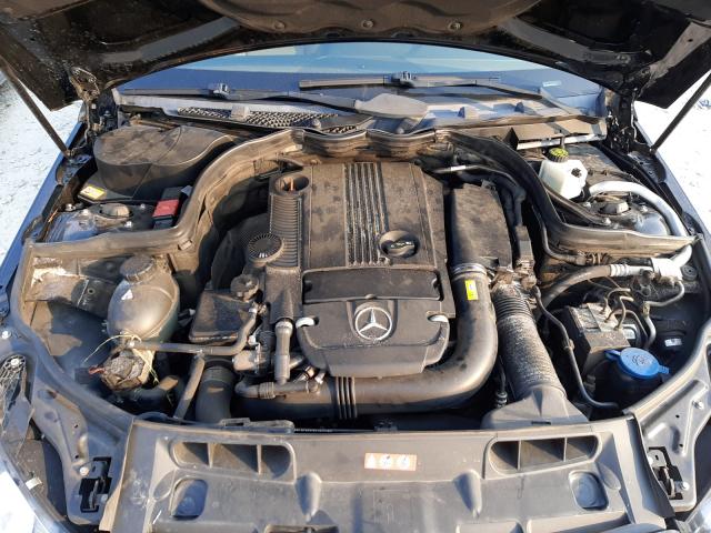 Photo 6 VIN: WDDGF4HB2DR253418 - MERCEDES-BENZ C 250 