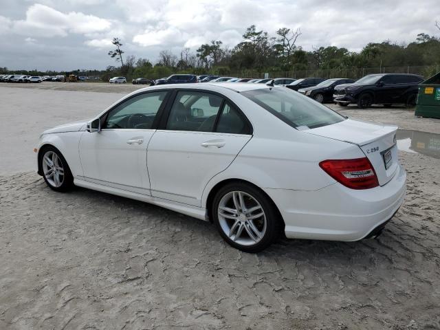 Photo 1 VIN: WDDGF4HB2DR258313 - MERCEDES-BENZ C-CLASS 