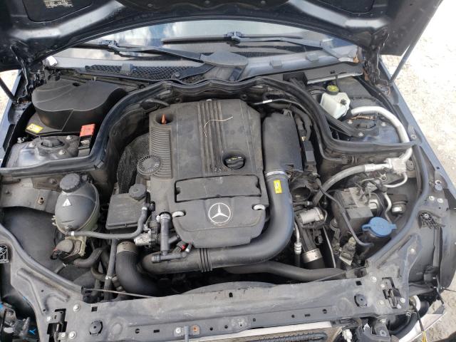 Photo 6 VIN: WDDGF4HB2DR262829 - MERCEDES-BENZ C 250 