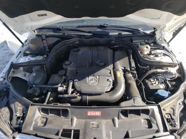 Photo 6 VIN: WDDGF4HB2DR264807 - MERCEDES-BENZ C 250 