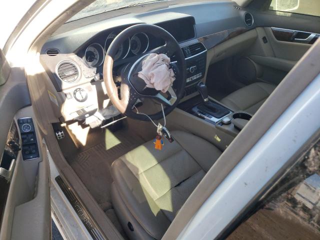 Photo 7 VIN: WDDGF4HB2EA917913 - MERCEDES-BENZ C-CLASS 