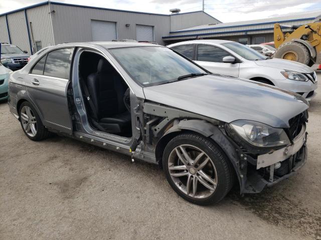 Photo 3 VIN: WDDGF4HB2EA960731 - MERCEDES-BENZ C-CLASS 