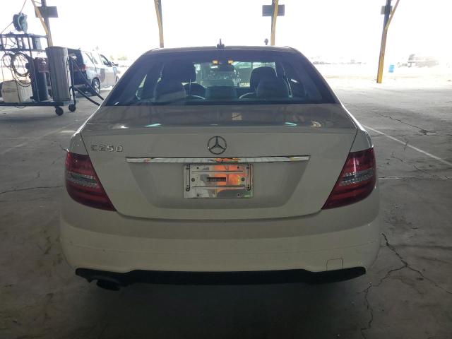 Photo 5 VIN: WDDGF4HB2EA960759 - MERCEDES-BENZ C-CLASS 