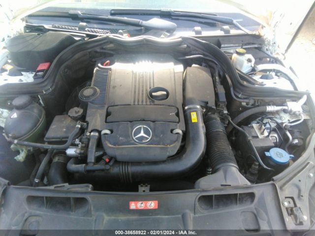 Photo 9 VIN: WDDGF4HB2EA963841 - MERCEDES-BENZ C 250 