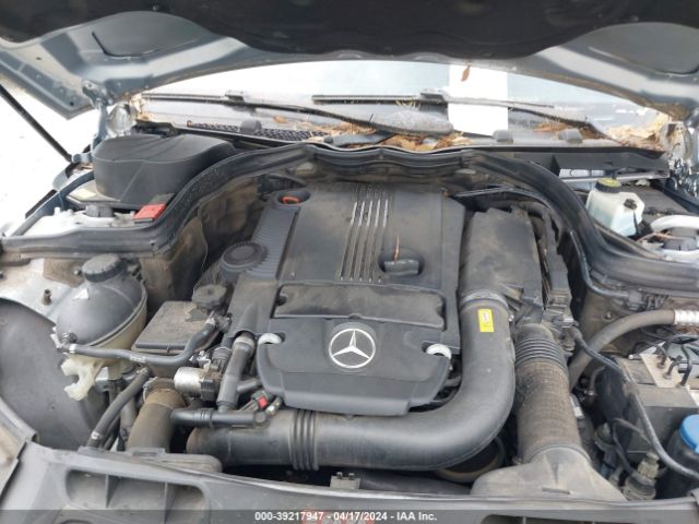 Photo 9 VIN: WDDGF4HB2EA964262 - MERCEDES-BENZ C 250 