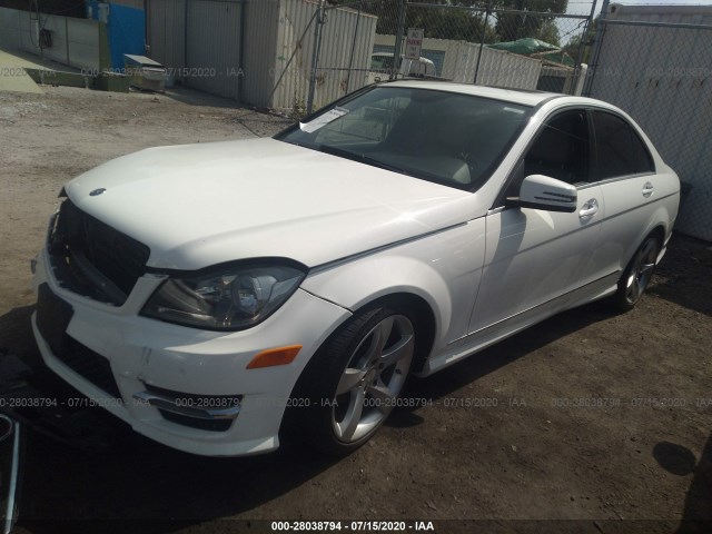 Photo 1 VIN: WDDGF4HB2EA966500 - MERCEDES-BENZ C-CLASS 