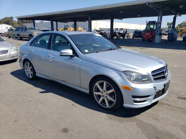 Photo 3 VIN: WDDGF4HB2EG246630 - MERCEDES-BENZ C 250 