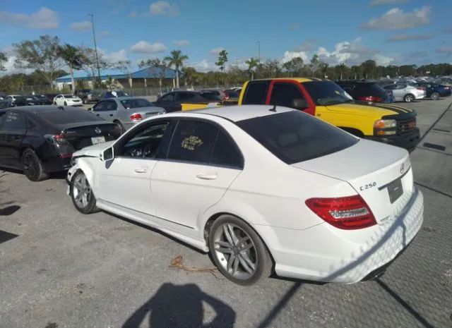 Photo 2 VIN: WDDGF4HB2ER306541 - MERCEDES-BENZ C-CLASS 