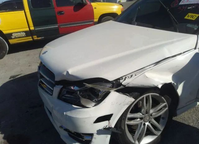 Photo 5 VIN: WDDGF4HB2ER306541 - MERCEDES-BENZ C-CLASS 