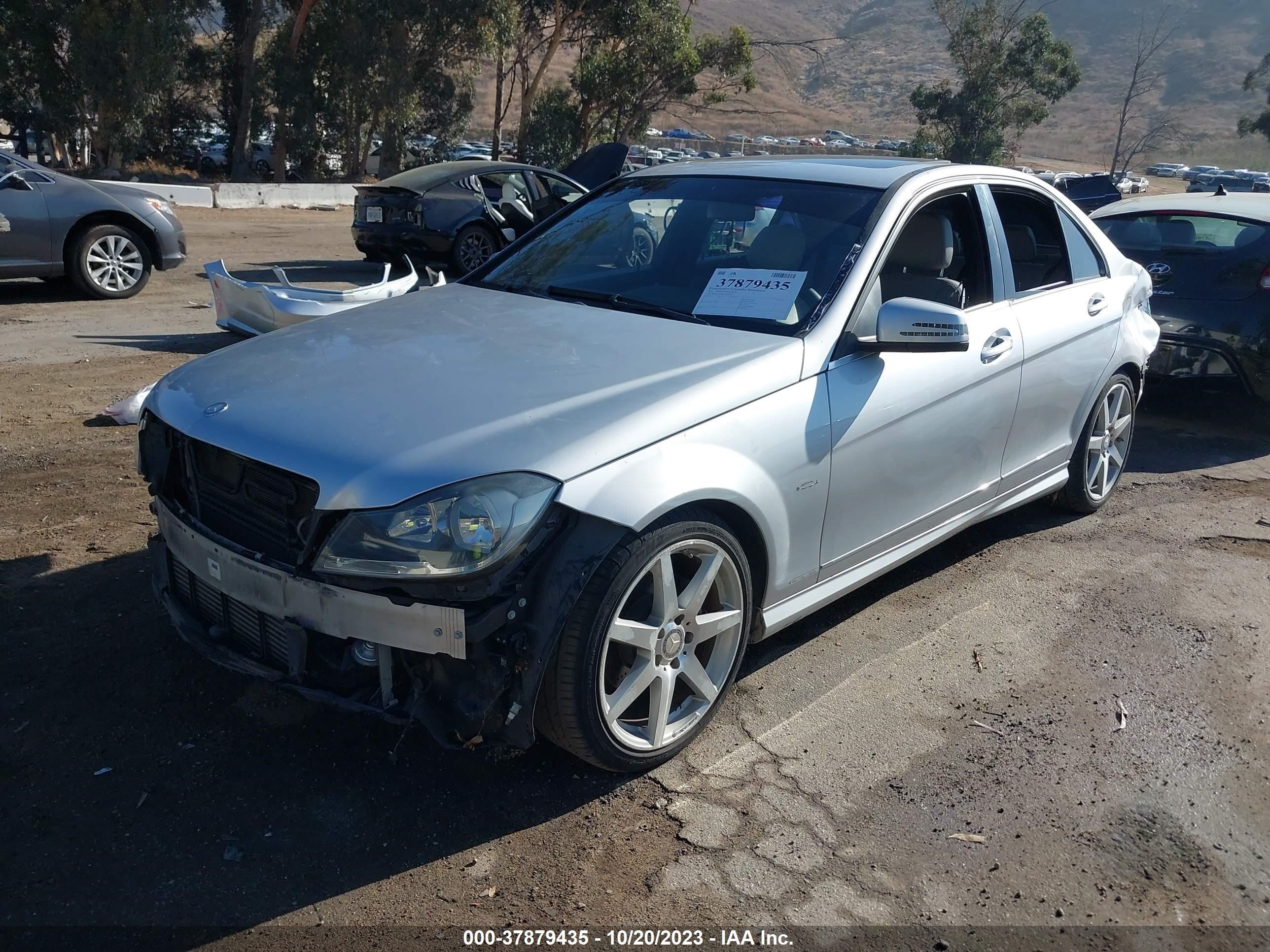 Photo 1 VIN: WDDGF4HB3CA627399 - MERCEDES-BENZ C-KLASSE 