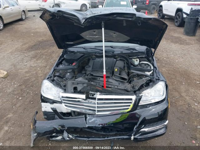 Photo 9 VIN: WDDGF4HB3CR193213 - MERCEDES-BENZ C 250 