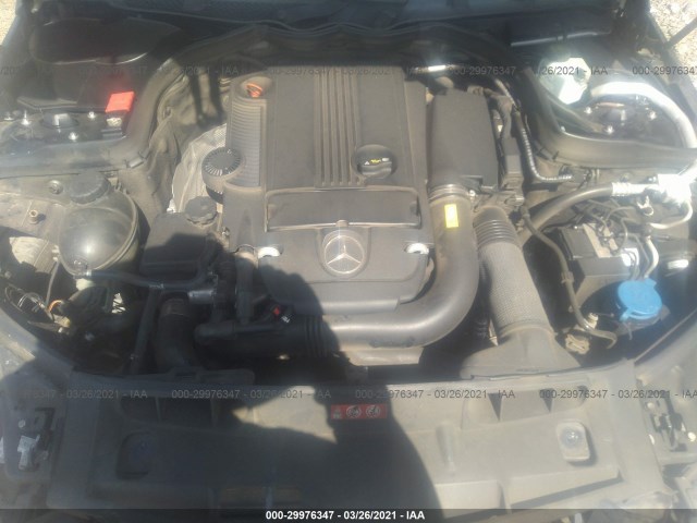 Photo 9 VIN: WDDGF4HB3CR200936 - MERCEDES-BENZ C-CLASS 