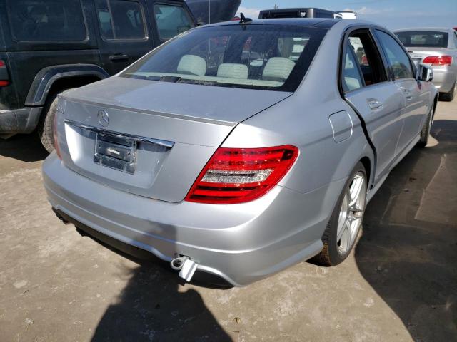 Photo 3 VIN: WDDGF4HB3CR203481 - MERCEDES-BENZ C 250 