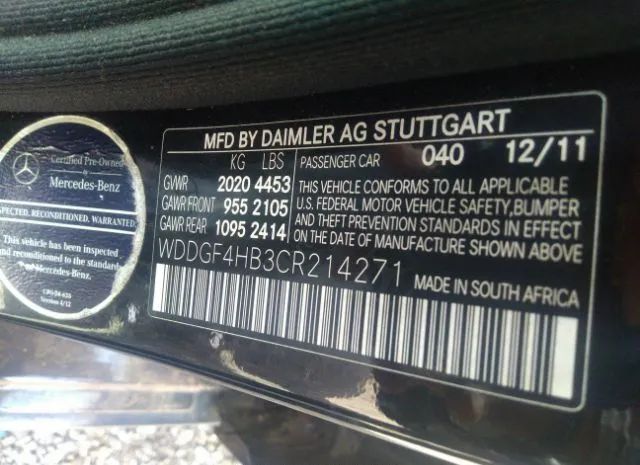 Photo 8 VIN: WDDGF4HB3CR214271 - MERCEDES-BENZ C-CLASS 