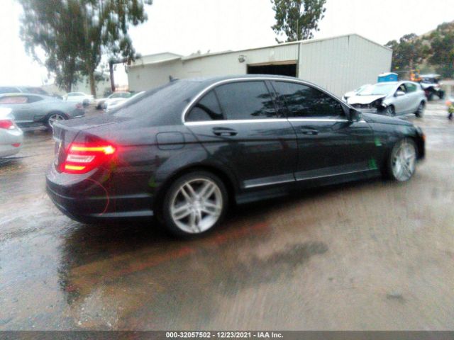 Photo 3 VIN: WDDGF4HB3CR219776 - MERCEDES-BENZ C-CLASS 