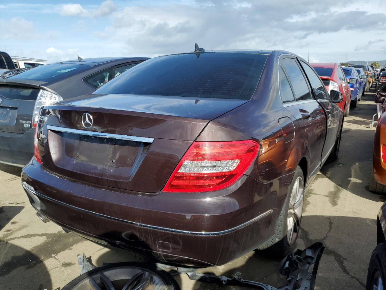 Photo 2 VIN: WDDGF4HB3CR220734 - MERCEDES-BENZ C-KLASSE 