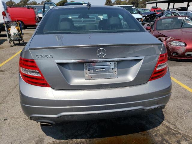 Photo 5 VIN: WDDGF4HB3CR221821 - MERCEDES-BENZ C 250 