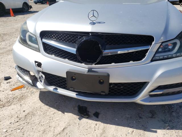 Photo 8 VIN: WDDGF4HB3CR230583 - MERCEDES-BENZ C 250 