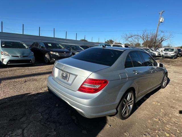 Photo 3 VIN: WDDGF4HB3DA773898 - MERCEDES-BENZ C 250 