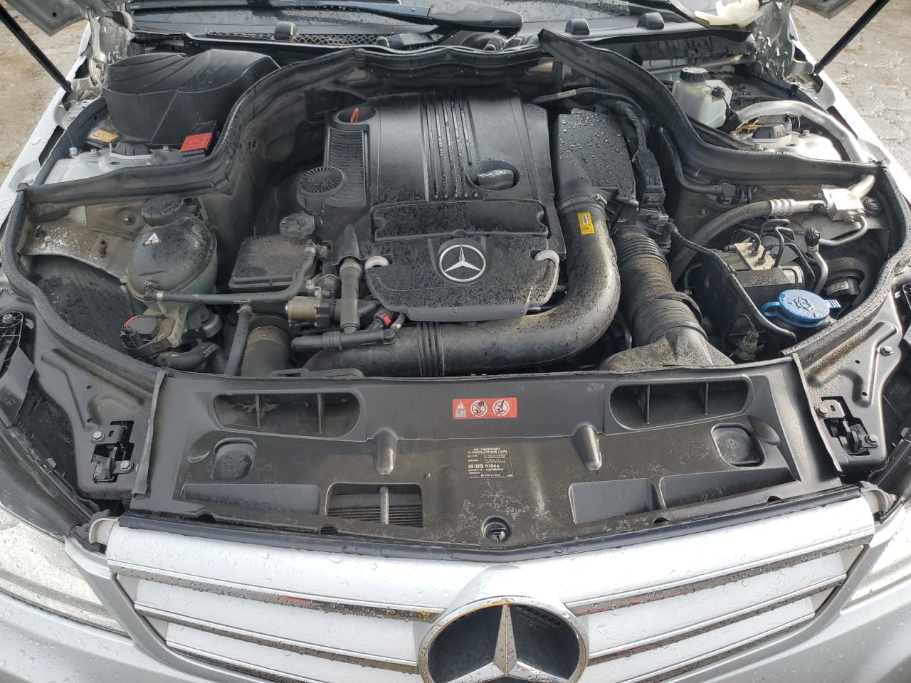 Photo 10 VIN: WDDGF4HB3DA857090 - MERCEDES-BENZ C-KLASSE 